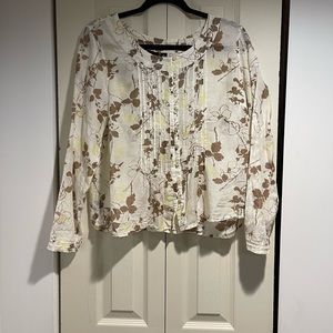 Sonoma Life + Style White. Size M.